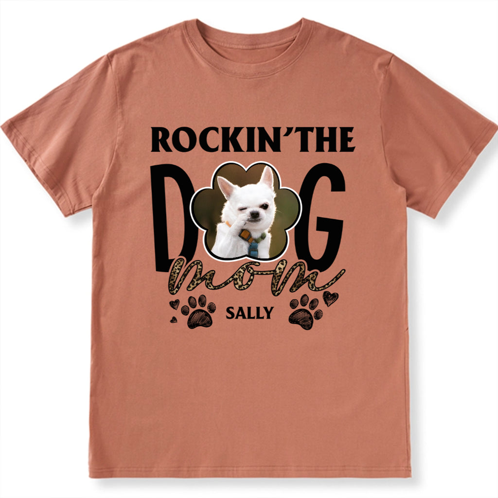 Rockin' Dog Mom - Personalized Custom Unisex T-Shirt